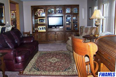 7322 Winnebago Dr, Fort Wayne, IN 46815 photo 4