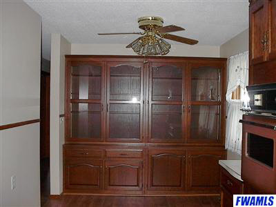111 Parkway Dr, Warren, IN 46792 photo 9