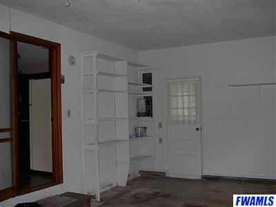 111 Parkway Dr, Warren, IN 46792 photo 16