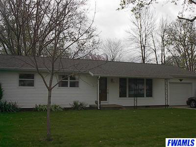 111 Parkway Dr, Warren, IN 46792 photo 2