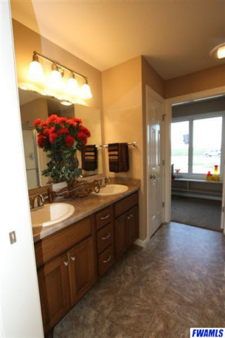 10217 Chesterhills Ct, New Haven, IN 46774 photo 20
