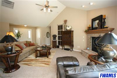 10217 Chesterhills Ct, New Haven, IN 46774 photo 2