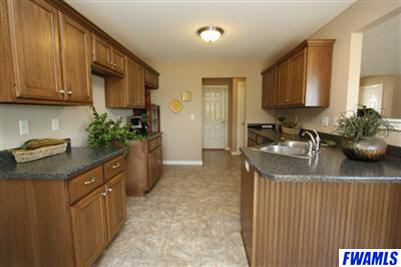 10217 Chesterhills Ct, New Haven, IN 46774 photo 13