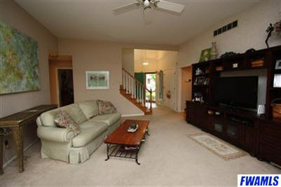 10816 Oakbriar Ct, Fort Wayne, IN 46845 photo 8