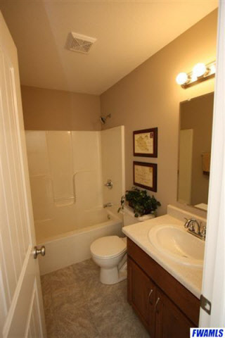 8612 Springberry Dr, Fort Wayne, IN 46818 photo 13