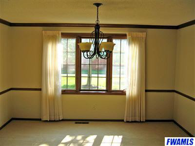5426 Albany Ct, Fort Wayne, IN 46835 photo 4