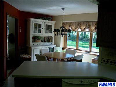 306 Soaring Eagle Ct, Fort Wayne, IN 46845 photo 9