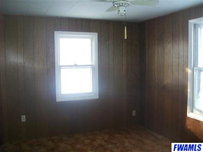 2040 Elyetta St, Fort Wayne, IN 46802 photo 9