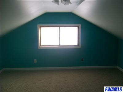2040 Elyetta St, Fort Wayne, IN 46802 photo 16