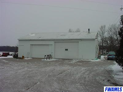 8530 Lafayette Center Rd, Yoder, IN 46798 photo 6