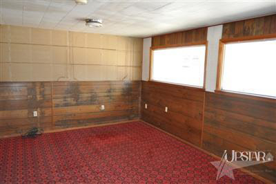 1170 S Wayne St, Waterloo, IN 46793 photo 3