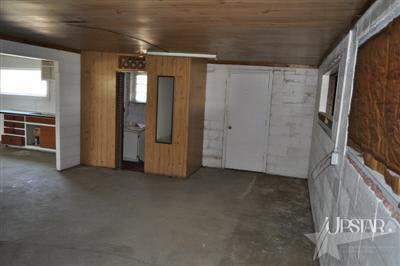 1170 S Wayne St, Waterloo, IN 46793 photo 8