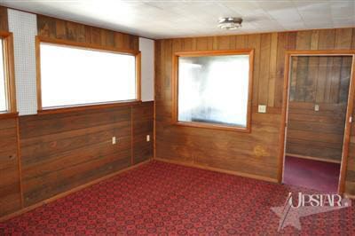 1170 S Wayne St, Waterloo, IN 46793 photo 4