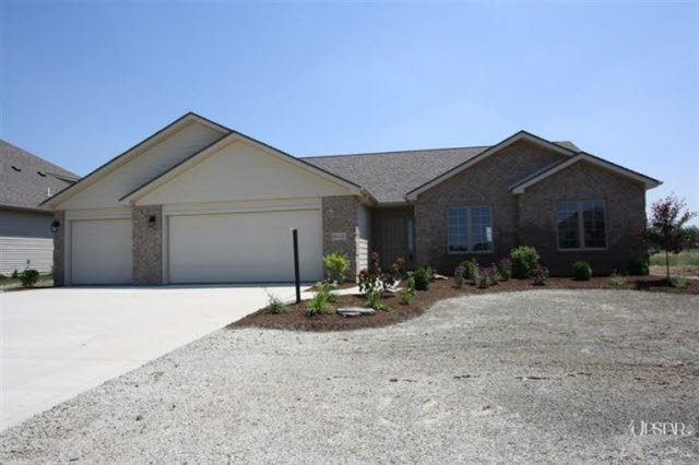 8626 Kilikenny Cv, Fort Wayne, IN 46835 photo 1