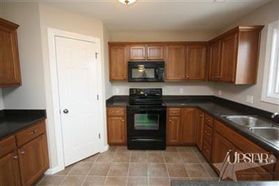 15448 Bears Breech Ct, Huntertown, IN 46748 photo 3