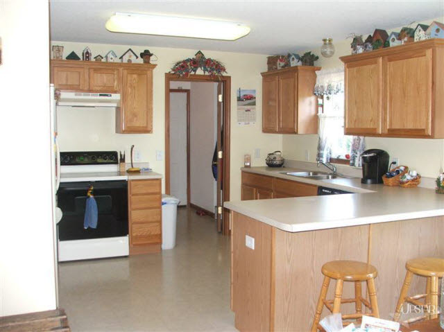 405 E Main, Bryant, IN 47326 photo 2