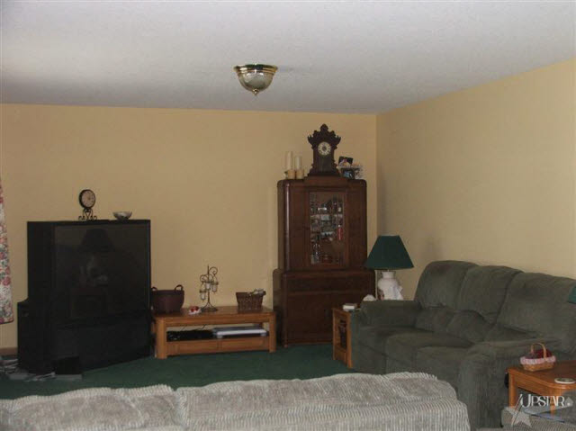 405 E Main, Bryant, IN 47326 photo 3
