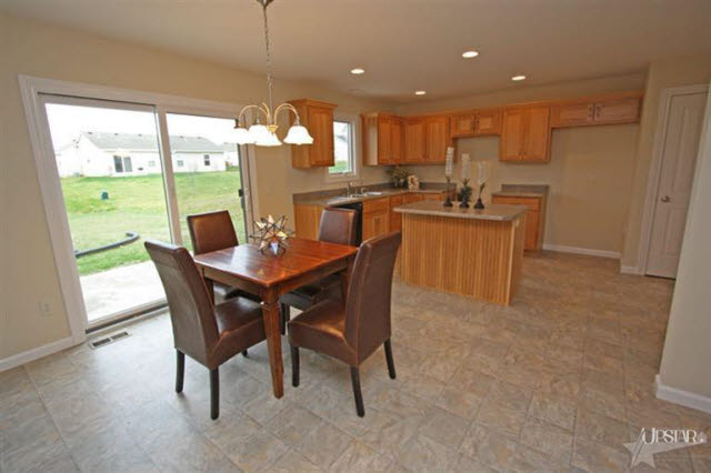 903 Wescott Dr, Fort Wayne, IN 46818 photo 6