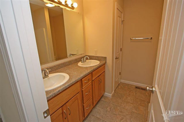 903 Wescott Dr, Fort Wayne, IN 46818 photo 17