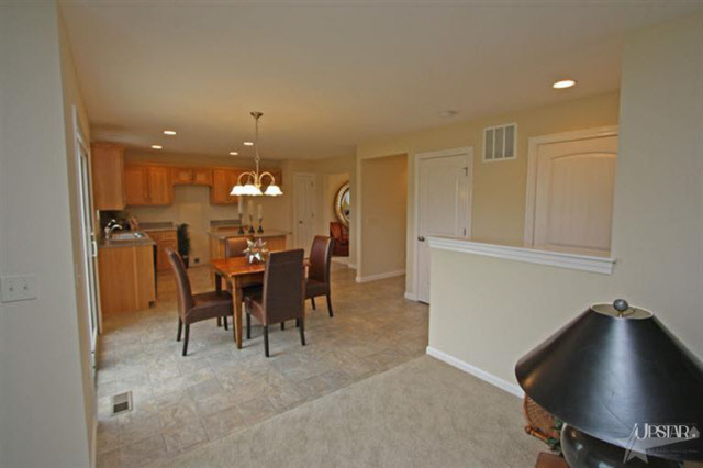 903 Wescott Dr, Fort Wayne, IN 46818 photo 9