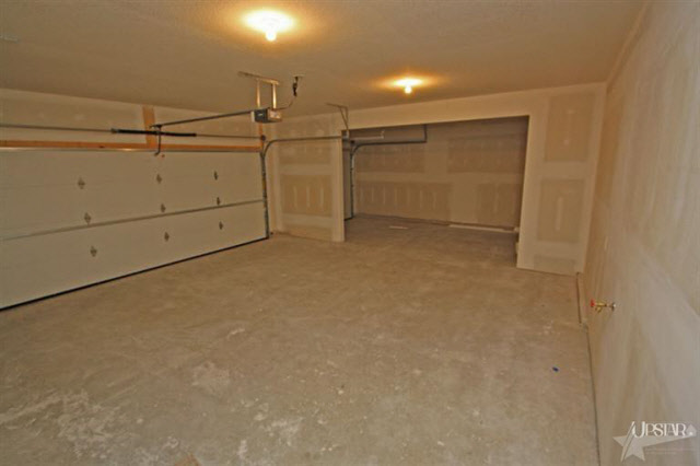 903 Wescott Dr, Fort Wayne, IN 46818 photo 11