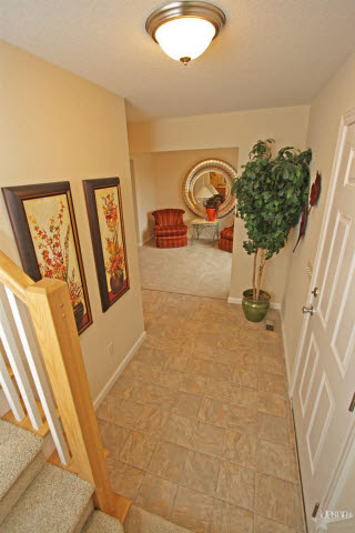 903 Wescott Dr, Fort Wayne, IN 46818 photo 4