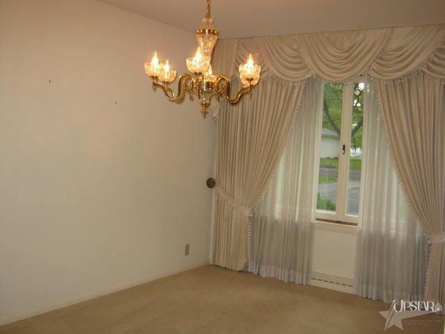 1035 Elm Dr, Bluffton, IN 46714 photo 2