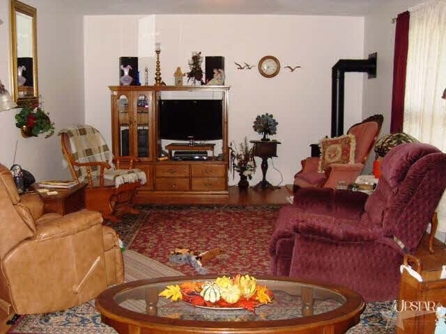 220 Spring St, Geneva, IN 46740 photo 2
