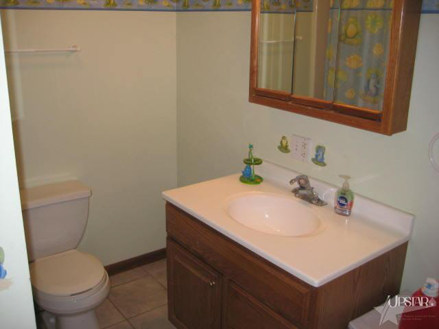 305 E Cherry St, Bluffton, IN 46714 photo 15