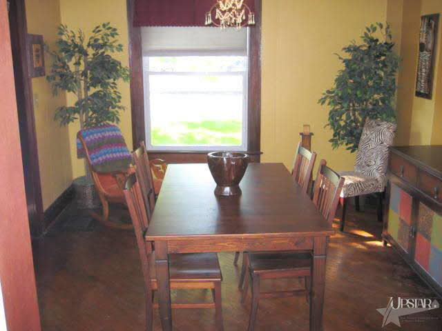 305 E Cherry St, Bluffton, IN 46714 photo 7
