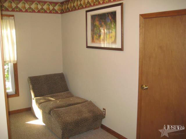 305 E Cherry St, Bluffton, IN 46714 photo 14