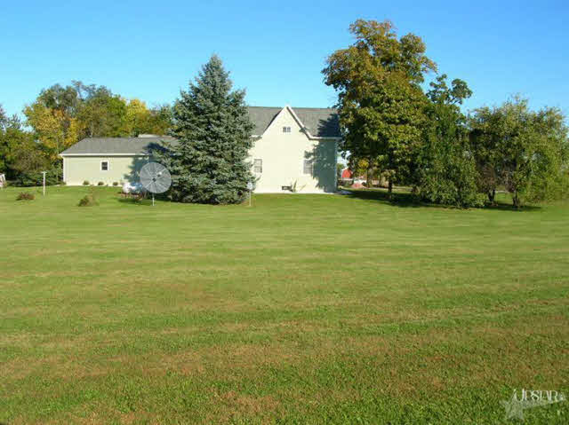 4497 E 400 S, Bluffton, IN 46714 photo 3