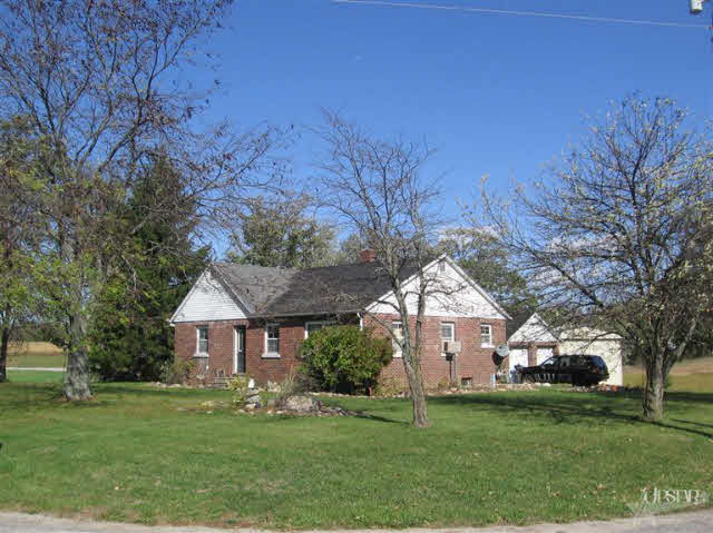 3977 S Raber Rd, Columbia City, IN 46725 photo 3
