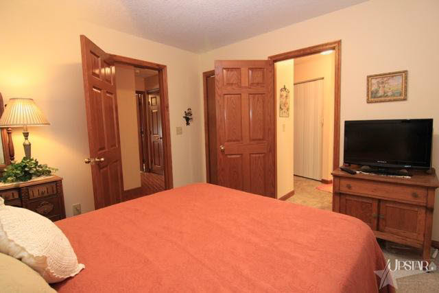 560 E Morse St, Markle, IN 46770 photo 13