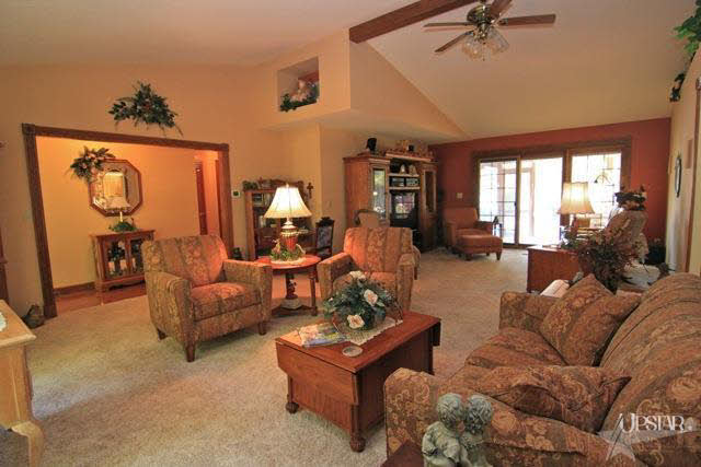 560 E Morse St, Markle, IN 46770 photo 3