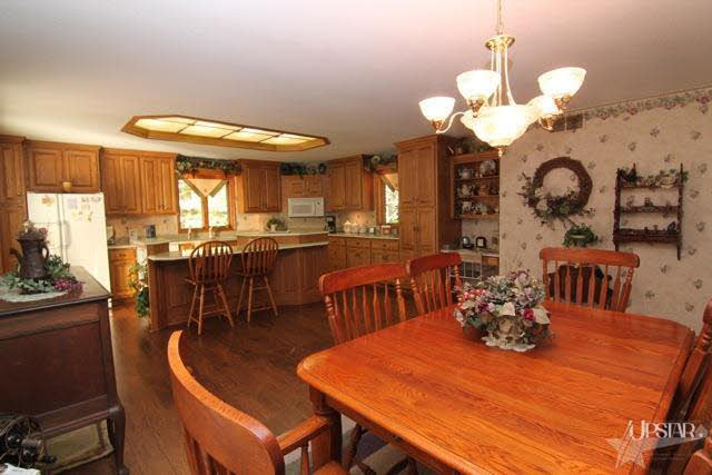560 E Morse St, Markle, IN 46770 photo 5