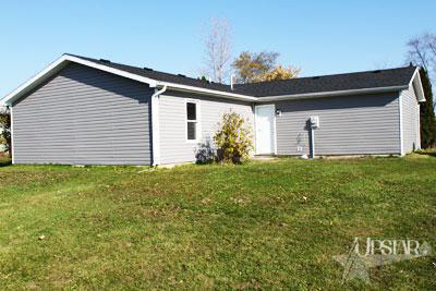 545 S Best, Waterloo, IN 46793 photo 14
