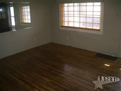 1217 Wefel St, Fort Wayne, IN 46808 photo 4