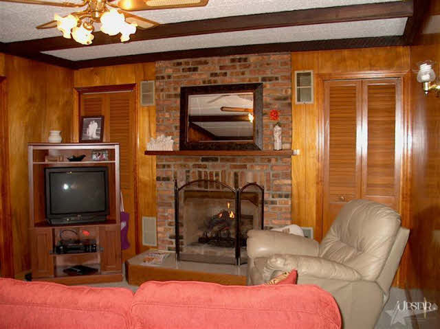 10777 N D Dr, Kendallville, IN 46755 photo 11