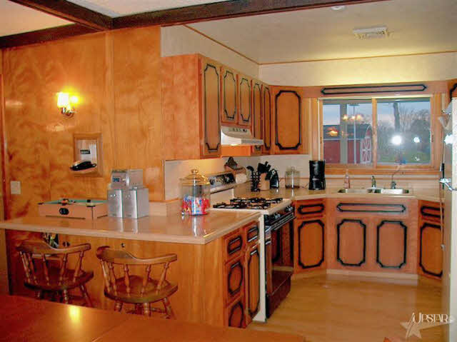 10777 N D Dr, Kendallville, IN 46755 photo 8