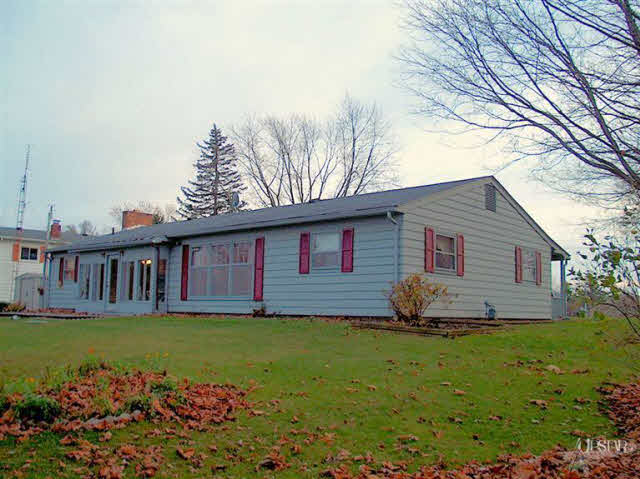 10777 N D Dr, Kendallville, IN 46755 photo 6