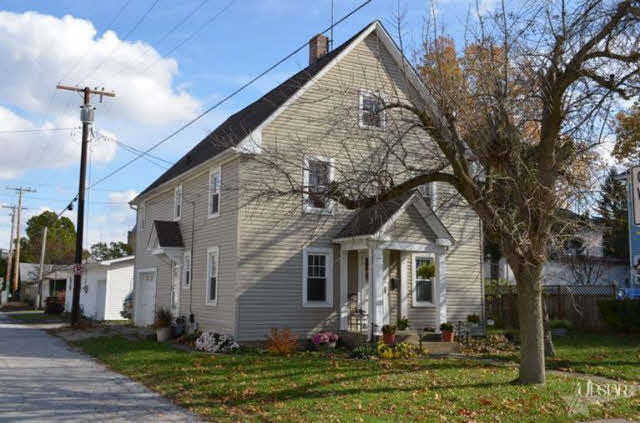 113 N Morgan St, Bluffton, IN 46714 photo 1