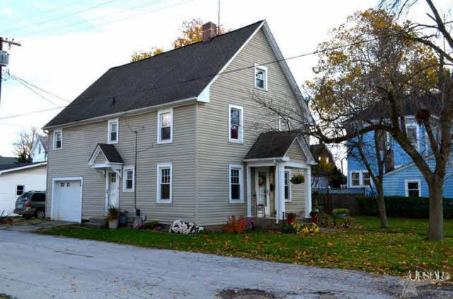 113 N Morgan St, Bluffton, IN 46714 photo 4