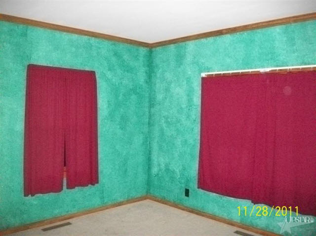 843 Elm St, Huntington, IN 46750 photo 7