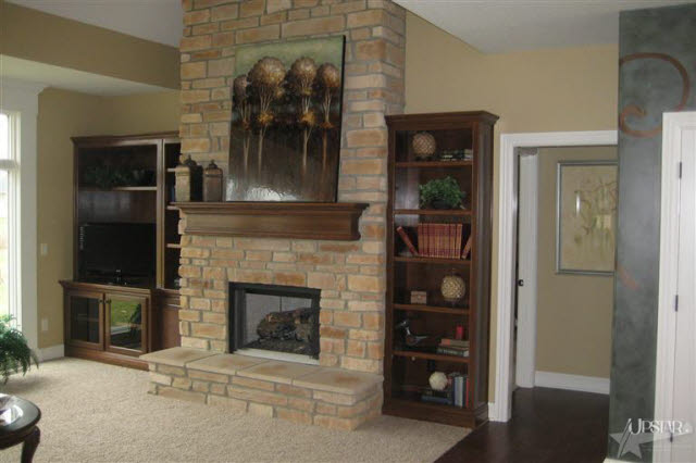 15825 Winterberry Ct, Huntertown, IN 46748 photo 4