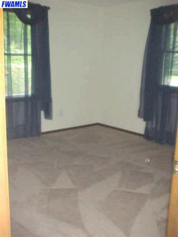 404 W Roe St, Ossian, IN 46777 photo 10
