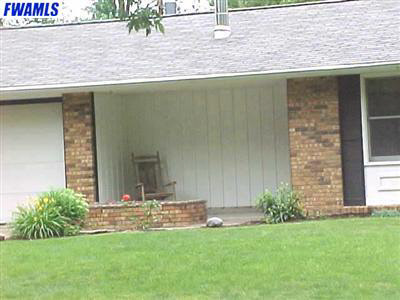 404 W Roe St, Ossian, IN 46777 photo 13