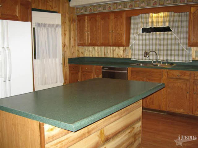 532 E Silver, Bluffton, IN 46714 photo 5
