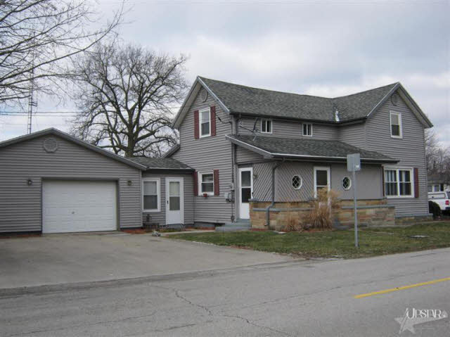 532 E Silver, Bluffton, IN 46714 photo 1