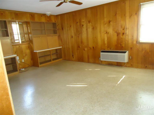 1326 Curdes Ave, Fort Wayne, IN 46805 photo 7